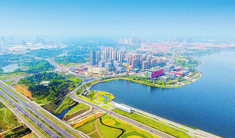 奮進(jìn)四川--新中國(guó)成立70周年四川發(fā)展成就述評(píng)